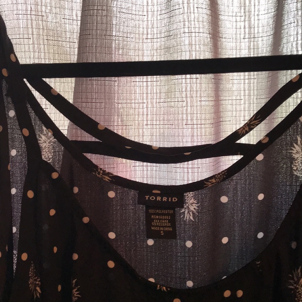 Torrid tank - Picture 5 of 5